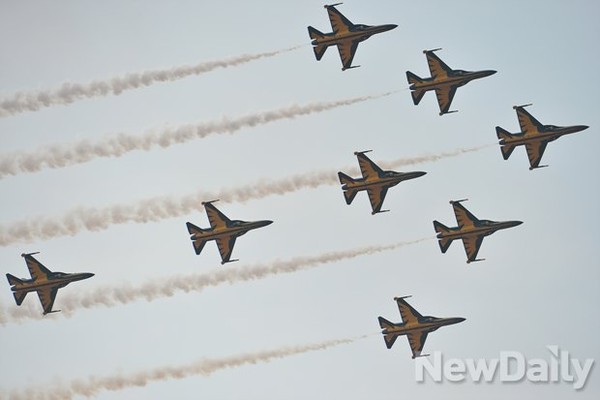 ▲ 블랙이글의 T-50B.ⓒ뉴데일리 정상윤 사진기자