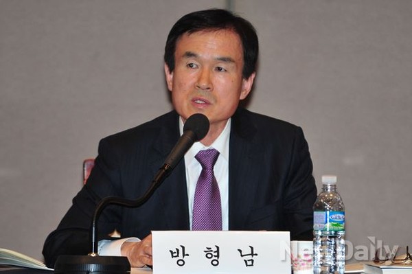 ▲ 방형남 동아일보 논설위원. 안보 문제에 관한 명칼럼으로 인기가 높다. ⓒ뉴데일리 이종현