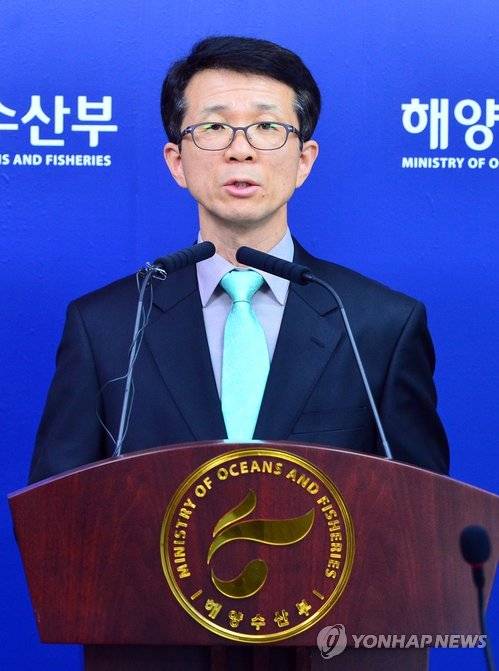 ▲ 서장우 해양수산부 어업자원정책관이 3일 정부세종청사 기자실에서 한·중 어업공동위원회 결과 브리핑을 하고 있다.ⓒ연합뉴스