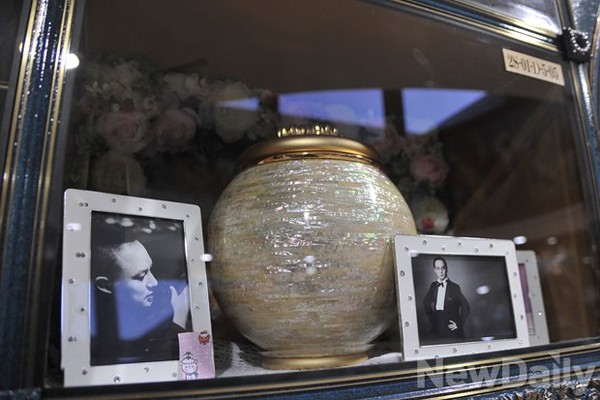 ▲ 유토피아 추모관에 안치된 故 신해철의 유골함.  ⓒ뉴데일리 정재훈 기자