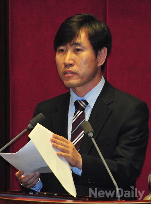 ▲ 하태경 새누리당 의원이 7일 국회를 통과한 세월호법의 위헌성을 역설했다. ⓒ뉴데일리 이종현 사진기자