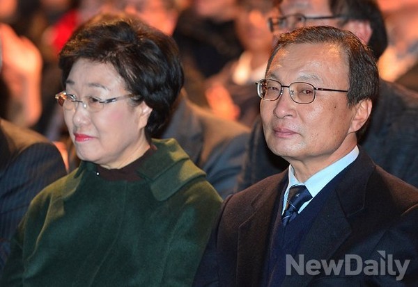 ▲ 19대 총선에서 강경파 비례대표 의원들을 마구 공천한 한명숙·이해찬 전 대표. ⓒ뉴데일리 정상윤 기자