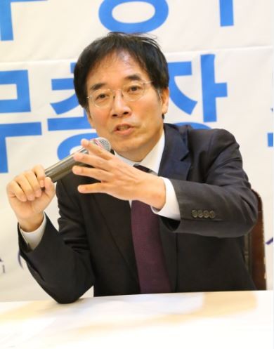 ▲ 이동우 경주세계문화엑스포 사무총장은 대구경북의 문화콘텐츠를 세계사람들이 관심을 갖게 됐다면서 스스로 평가절하해서는 안 된다고 주장했다.ⓒ아시아포럼21제공