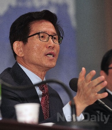 ▲ 새누리당 보수혁신특별위원회를 이끌고 있는 김문수 위원장. ⓒ뉴데일리 정재훈 기자