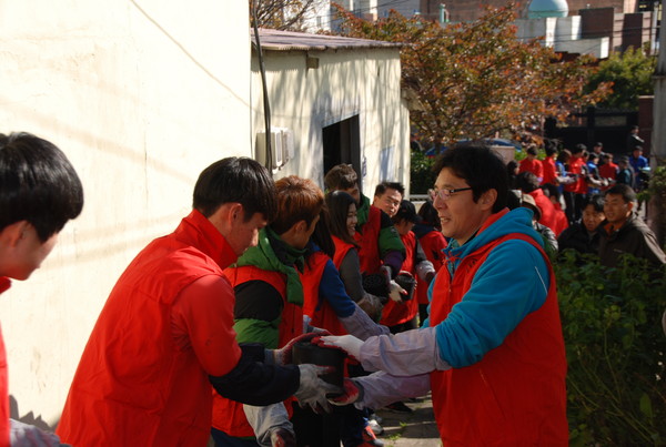 ▲ 포항 스틸러스 황선홍 감독.ⓒ포항 스틸러스