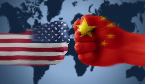 ▲ 동아시아 패권을 놓고 미국과 중국이 격돌하고 있다는 분석은 이미 오래됐다. ⓒ미국과 중국의 충돌을 형상화한 그래픽. 이란 프레스 TV 보도화면 캡쳐.