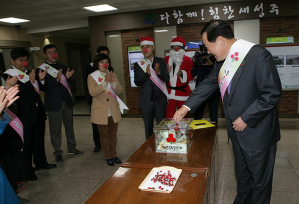 ▲ 경북 성주군이 ‘작은 기부 사랑의 시작입니다’란 주제로 희망나눔 성금모금에 나선다.ⓒ성주군 제공