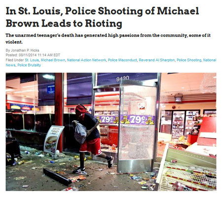 ▲ 마이클 브라운의 죽음에 항의하는 흑인단체의 시위는 이렇게 약탈과 방화로 이어지고 있다. 하지만 흑인단체는 이런 일이 '부수적 피해(Collateral Damage)'에 불과하다고 주장한다. ⓒ美BET닷컴 보도화면 캡쳐.