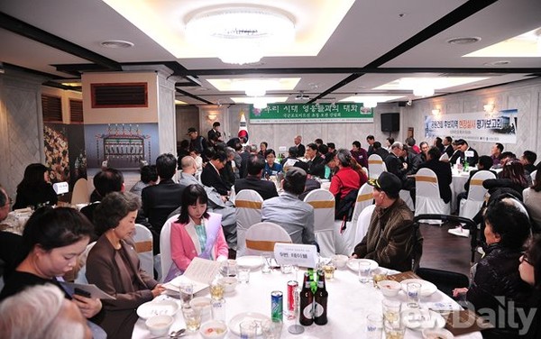 ▲ 28일 오후 서울 세종문화회관에 위치한 한 식당에서 국군포로들과의 오찬 간담회가 열렸다. 2014.11.28 ⓒ뉴데일리 정재훈 기자