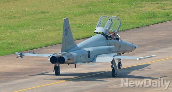 ▲ F-5F 전투기의 2014년 운용모습. ⓒ뉴데일리 정상윤 사진기자.