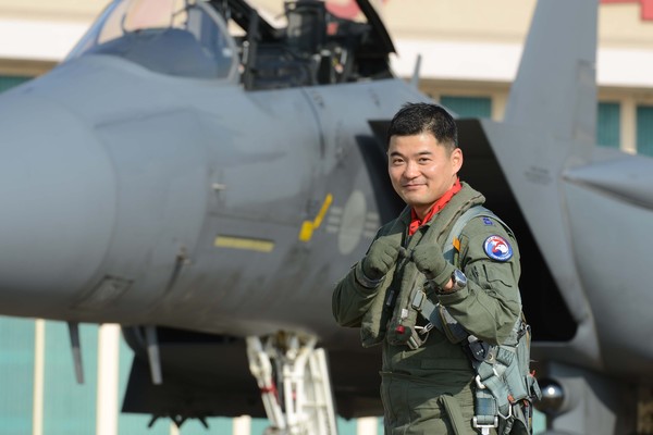 ▲ F-15K 전투조종사 고대산 소령(35세, 공사 50기).ⓒ공군