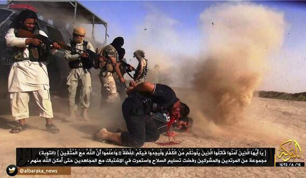 ▲ ISIS가 사람들을 학살하는 모습. 이들의 실제 모습이다. ⓒISIS 선전 트위터 사진
