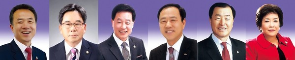 ▲ 경북도의회는 2일 예산결산특별위원회를 열고 대구경북연구원 등에 대한 운영상 문제점을 지적하고 대책마련을 촉구했다. 왼쪽 부터 질의에 나선 이동호, 남천희, 곽경호, 이홍희, 이상구, 김정숙 의원.ⓒ도의회 제공