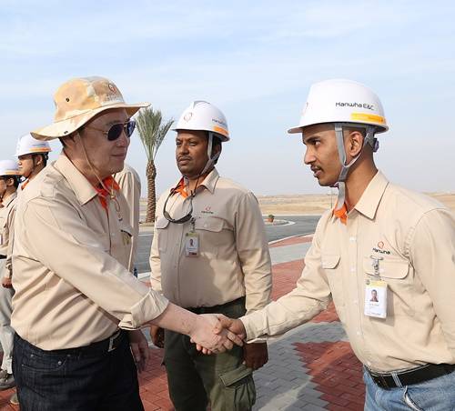▲ ⓒ한화 김승연 회장 이라크 방문/ 한화그룹 제공