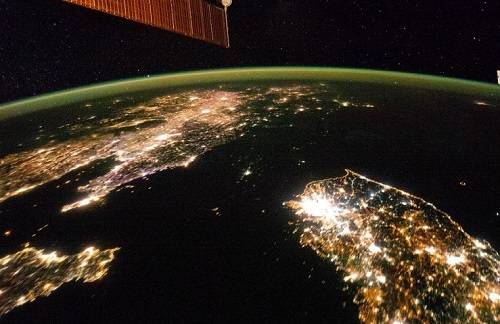 ▲ 위성에서 바라본 남북한 모습ⓒ뉴데일리 DB