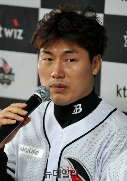 ▲ 장성호 선수.ⓒ뉴데일리 이종현 사진기자