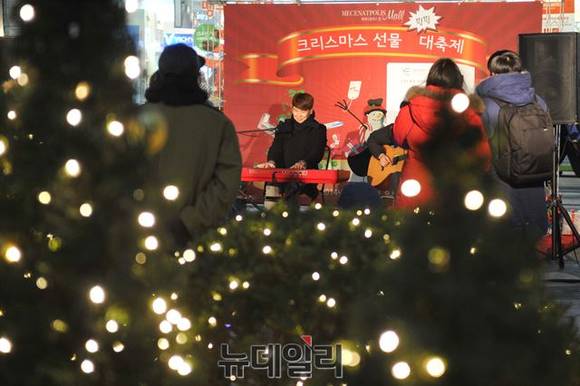 ▲ 공연하는 플리이모드 ⓒ 이종현 사진기자