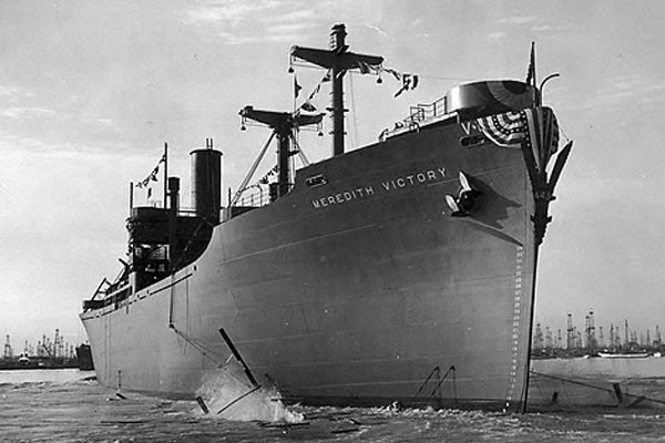 ▲ 흥남철수 당시 민간 1만 4,000여 명을 태우고 피난길에 올랐던 민간화물선 메러디스 빅토리호. ⓒ해외 6.25관련 단체 사이트 캡쳐