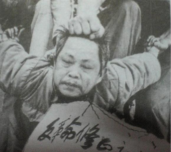 ▲ 모택동의 문화혁명 모습. 홍위병의 광풍이 연출한 피바다를 통해 약 2,500만명에서 3천만명이 희생된 것으로 추산되고 있다.ⓒ뉴데일리 사진 DB