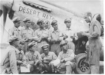 ▲ 일본 이다즈께 기지에서  조종교육을 받고 있는 대한민국  공군 조종사.ⓒ공군