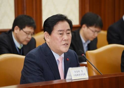 ▲ 최경환 부총리가 7일 열린 경제관계장관회의에서 모두발언을 하고 있다.ⓒ제공=기재부