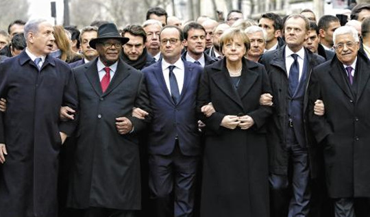 ▲ 자유를 파괴하는 테러를 규탄하려 파리에 모인 각국 정상들이 '자유 지키기' 시위를 하고 있다.(자료사진)