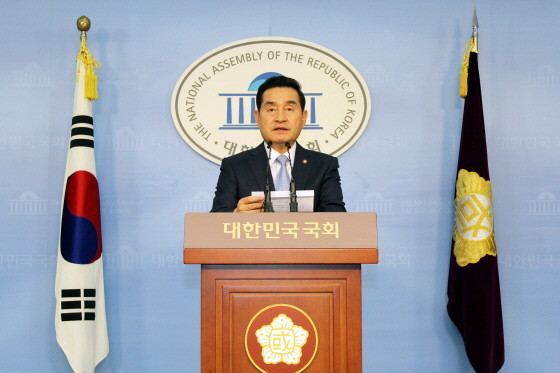 ▲ 새정치민주연합 전남도당위원장에 출사표를 던진 이윤석 의원. ⓒ이윤석 의원실 제공