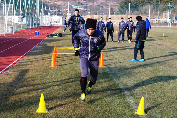 ▲ 상주상무프로축구단이 2015년 챌린지 우승을 위한 전지훈련을 하고 있다.ⓒ상주시 제공