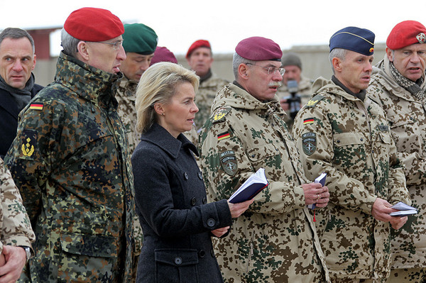 ▲ 우르줄라 폰 데어라이엔 독일 국방장관. 그녀는 메르켈 총리의 유력한 후임자로 거론되고 있다.ⓒ독일연방군