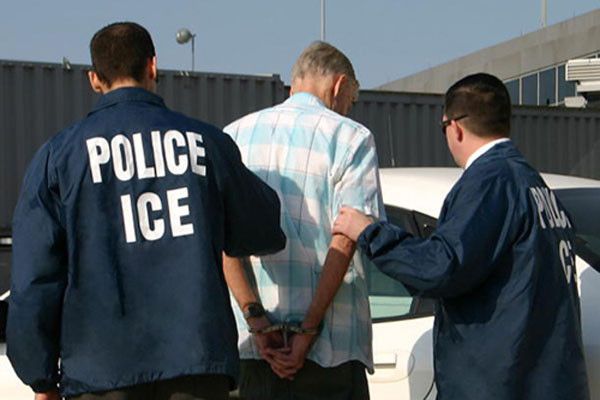 ▲ 미국의 일반적인 불법체류자 단속. 美정부는 불법체류자 문제를 '국가안보'의 문제로 취급한다. ⓒ美이민세관단속국 홈페이지 캡쳐