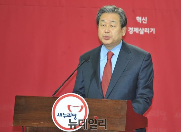 ▲ 16일 강서구의 한 어린이집을 찾아 어린이집 현장점검에 나선 새누리당 김무성 대표최고위원. ⓒ뉴데일리 이종현 기자