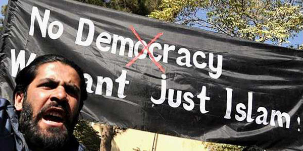 ▲ 이슬람 율법을 법률 대신 적용해야 한다고 요구하는 시위대. 아랍? 아니다. 유럽이다. ⓒ美이슬람 감시 단체 홈페이지 캡쳐