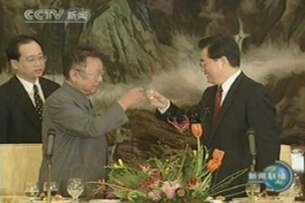 김정일과 후진타오. 中공산당은 기본적으로 북한 체제를 지키고자 한다. ⓒ中관영 CCTV 보도화면 캡쳐