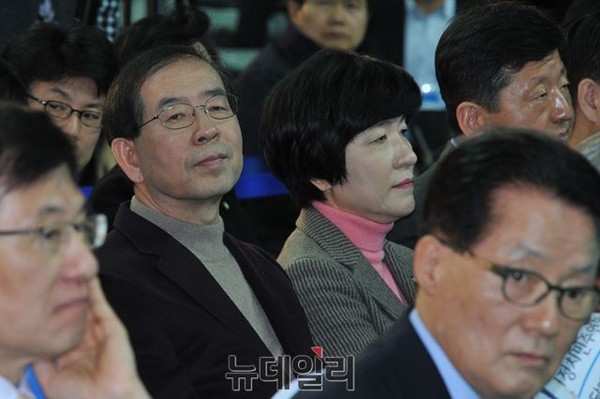 ▲ 31일 서울 장충체육관에서 열린 새정치민주연합 당대표·최고위원후보 합동연설회에 참석한 박원순 서울특별시장. ⓒ뉴데일리 이종현 기자