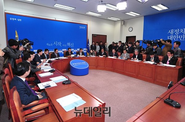 ▲ 문희상 위원장이 이끄는 새정치민주연합 비상대책위원회는 6일 오전 마지막 확대간부회의를 열었다. ⓒ뉴데일리 정재훈 기자