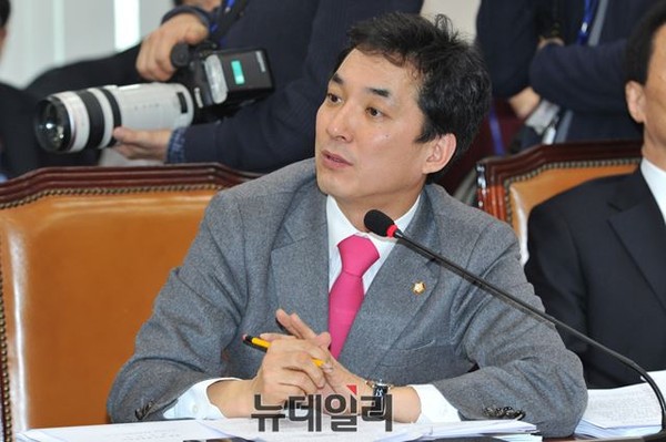 ▲ 새누리당 박민식 의원은 이날 