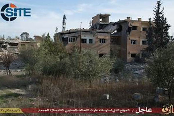 ▲ 테러조직 ISIS는 요르단 공군의 공습으로 미국인 여성 인질 '케일라 진 뮬러'가 사망했다고 주장했다. 사진은 ISIS가 공개한 건물사진. ⓒ무슬림 테러조직 감시단체 SITE 공개사진