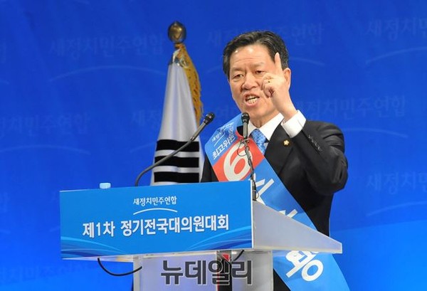 새정치민주연합 주승용 후보가 지난 8일 서울 올림픽경기장에서 열린 전당대회에서 연설하고 있다 ⓒ뉴데일리 이종현 기자