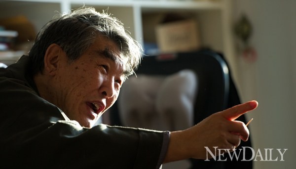 ▲ 김지하는 우리에게 어떻개 [생명]을 모실 것이냐고 묻는다.ⓒ뉴데일리 사진DB