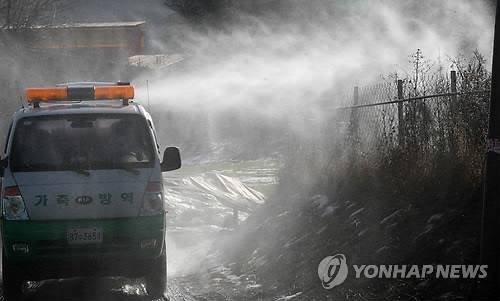 ▲ 이동필 농식품부 장관은 설 연휴 일제소독을 실시한다며 적극적인 협조를 당부했다ⓒ제공=농식품부