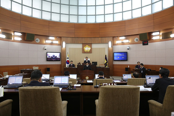▲ 지난 9일 봉화군의회에서 제1차 본회의 임시회를 개최 했다.ⓒ봉화군의회 제공