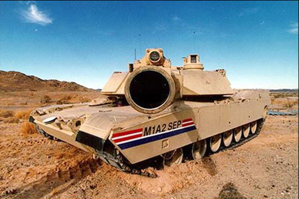 ▲ "안녕, ISIS? 나는 美육군 제3기갑여단전투단 소속 '에이브람스'라고 해." 테러조직 ISIS가 살아 생전에 마지막 보게 될 장면이기도 하다. ⓒ美육군 M1A2SEP 에이브람스 탱크 선전화면 캡쳐