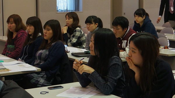 ▲ 강의를 경청하고 있는 한-일 대학생들ⓒ GPYC 제공