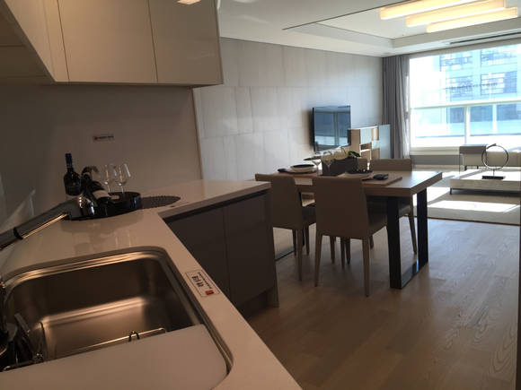 ▲ 영등포 아크로타워 스퀘어 모델하우스 내부.ⓒ뉴데일리경제