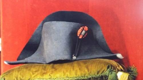 ▲ 하림이 지난해 11월 26억원에 낙찰받은 나폴레옹 이각모자 ⓒ뉴데일리 DB