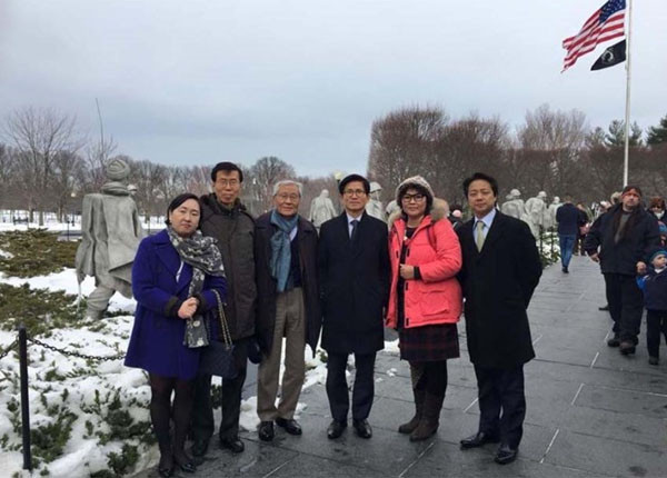 ▲ 지난 2월 17일 워싱턴에서 열린 CSIS-연세대 주최 북한인권세미나에 참석한 한국측 인사들. ⓒ김문수 새누리당 보수혁신위원장 블로그 캡쳐