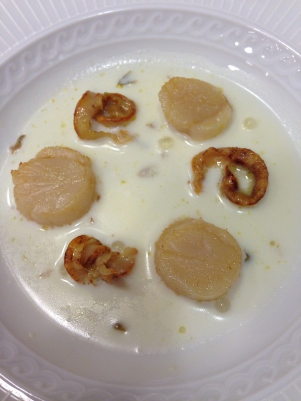 ▲ 가리비로 만든 앙뜨레. ⓒ 이동송