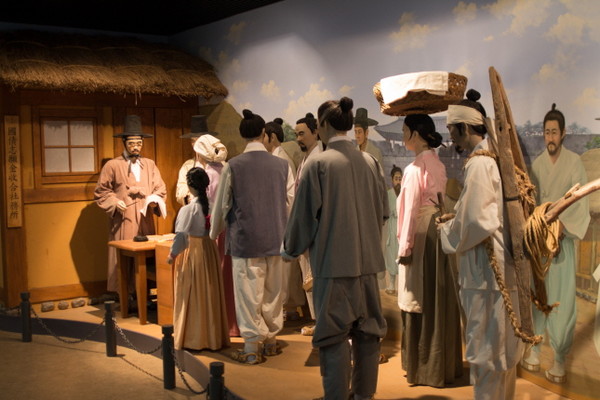 ▲ 국채보상운동당시 재현모습.ⓒ대구시 중구청