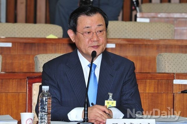 ▲ 박근혜 대통령은 27일 신임 비서실장에 이병기 국정원장(68)을 내정했다. ⓒ뉴데일리