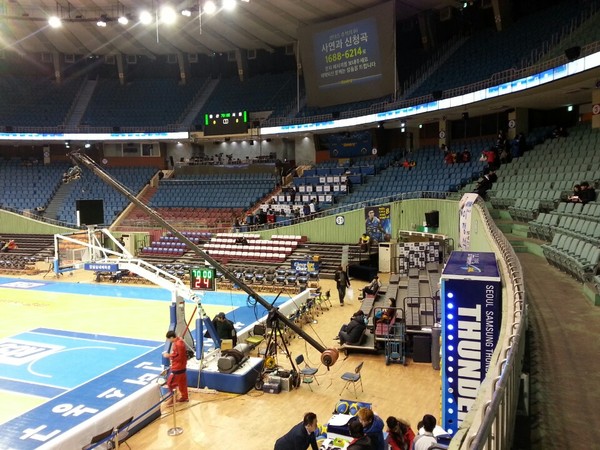 ▲ 관객이 입장하기 전 경기장과 취재기자석 모습. ⓒ뉴데일리 윤진우기자